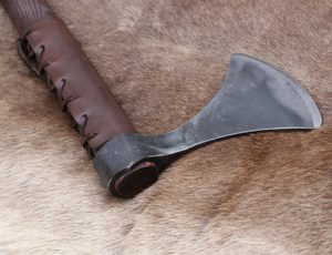 HALFDAN VIKING AXE - BLUNT - AXES, POLEWEAPONS{% if kategorie.adresa_nazvy[0] != zbozi.kategorie.nazev %} - WEAPONS - SWORDS, AXES, KNIVES{% endif %}