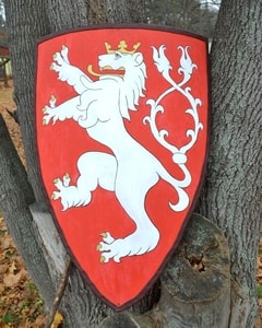 BOHEMIAN LION, COAT OF ARMS, SHIELD - BOUCLIERS PEINTS ET DÉCORATIFS{% if kategorie.adresa_nazvy[0] != zbozi.kategorie.nazev %} - ARMURES ET BOUCLIERS{% endif %}