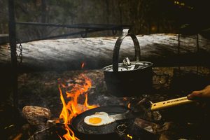 Campfire cooking pot with lid 2.3 L Muurikka, Finland