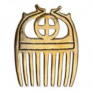 Bronze Age comb, replica, Sweden