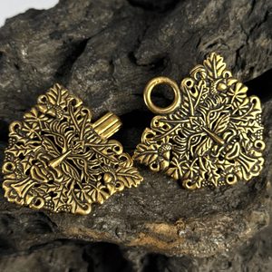 Homme vert, broche pour manteau, bronze