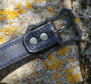 LOGAN, MODERN BELT WITH FORGED BUCKLE - BELTS{% if kategorie.adresa_nazvy[0] != zbozi.kategorie.nazev %} - LEATHER PRODUCTS{% endif %}