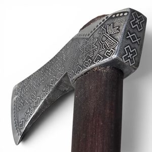 Valaska axe, Slovak motifs, Čičmany