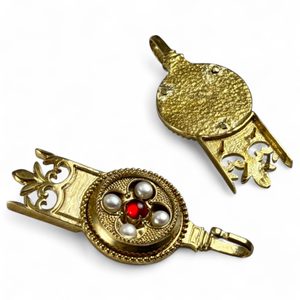 Ferrures de ceinture médiévales. XVe siècle, Allemagne, paire