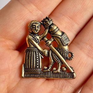Coronation by Phallus, medieval pilgrim brooch, bronze