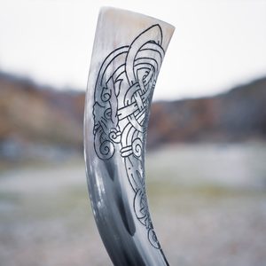 CELTIC WOLF, Carved Drinking Horn 0,4 L