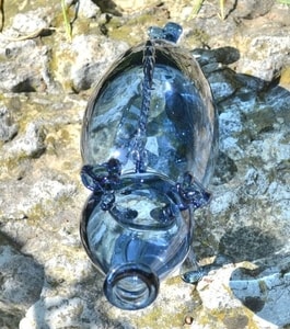 BOAR FROM BLUE GLASS, FINLAND, ABOUT YEAR 1700 - HISTORICAL GLASS{% if kategorie.adresa_nazvy[0] != zbozi.kategorie.nazev %} - CERAMICS, GLASS{% endif %}