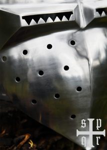 Bassinet avec Visière Rabattable et Calotte Pointue, Casque Médiéval