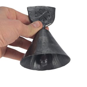 Cloche forgée, Quatrefoil