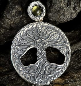 CELTIC OAK sacred Tree of Life Pendant silver and MOLDAVITE
