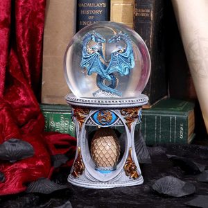 ANNE STOKE DRAGON HEART SNOW GLOBE SHAKER - FIGURINES, LAMPES{% if kategorie.adresa_nazvy[0] != zbozi.kategorie.nazev %} - DÉCORATIONS D'INTÉRIEUR{% endif %}