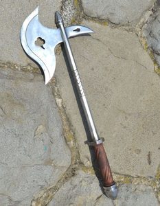 SINGLE HANDED MEDIEVAL WAR AXE, REPLICA, CENTRAL EUROPE - HALLEBARDES, HACHES, MASSES{% if kategorie.adresa_nazvy[0] != zbozi.kategorie.nazev %} - ARMURERIE: LES ARMES{% endif %}