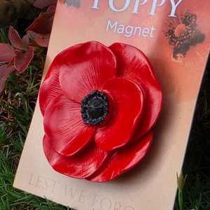 Poppy magnet