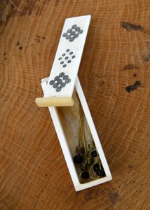 Boîte en os ancienne 10 cm