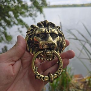Lion, historical knocker - brass