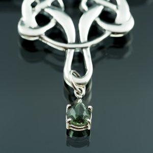 ART NOUVEAU, COLLIER, MOLDAVITE, ARGENT - BIJOUX À MOLDAVITES TCHÈQUES{% if kategorie.adresa_nazvy[0] != zbozi.kategorie.nazev %} - BIJOUX EN ARGENT{% endif %}