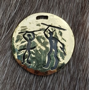 KRIGER, WARRIOR PENDANT, TANUM PETROGLYPH, BRASS - PENDANTS, NECKLACES{% if kategorie.adresa_nazvy[0] != zbozi.kategorie.nazev %} - JEWELLERY - BRONZE, ZINC{% endif %}