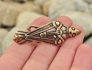 VIKING RAVEN BROOCH, OLAND, SWEDEN, BRONZE BROOCH - HISTORISCHEN REPLIKEN AUS BRONZE{% if kategorie.adresa_nazvy[0] != zbozi.kategorie.nazev %} - SCHMUCKSTÜCKE{% endif %}