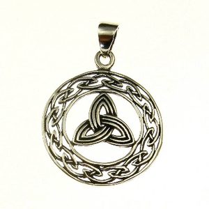 TRIQUETRA, SILBERANHÄNGER - ANHÄNGER - SCHMUCK, SILBER{% if kategorie.adresa_nazvy[0] != zbozi.kategorie.nazev %} - SILBER SCHMUCKSTÜCKE{% endif %}