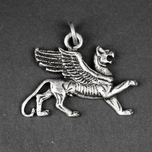 SCYTHIAN GRIFFIN, PENDANT, ZINC ANTIQUE SILVER - ALL PENDANTS, OUR PRODUCTION{% if kategorie.adresa_nazvy[0] != zbozi.kategorie.nazev %} - JEWELLERY - BRONZE, ZINC{% endif %}