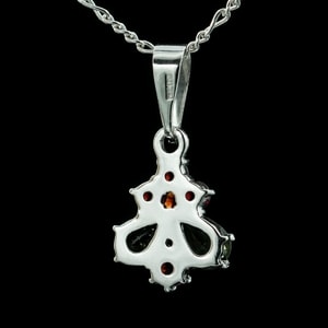 ODESSA, SILVER PENDANT, MOLDAVITE, GARNET - MOLDAVITES, CZECH{% if kategorie.adresa_nazvy[0] != zbozi.kategorie.nazev %} - SILVER JEWELLERY{% endif %}