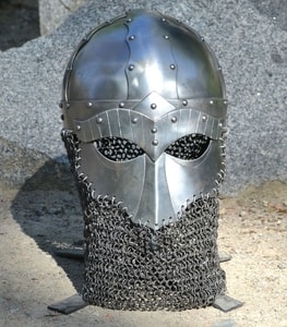 STEINAR, VIKING HELMET WITH CHAINMAIL, RIVETED CHAINS - CASQUES VIKINGS ET À NASALE{% if kategorie.adresa_nazvy[0] != zbozi.kategorie.nazev %} - ARMURES ET BOUCLIERS{% endif %}