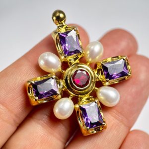 Croix noble médiévale de luxe, 15e siècle