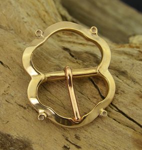 Boucle historique, bronze II.