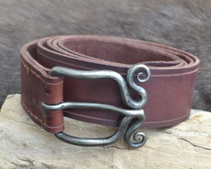 LEATHER BELT WITH SPIRAL FORGED BUCKLE - BELTS{% if kategorie.adresa_nazvy[0] != zbozi.kategorie.nazev %} - LEATHER PRODUCTS{% endif %}