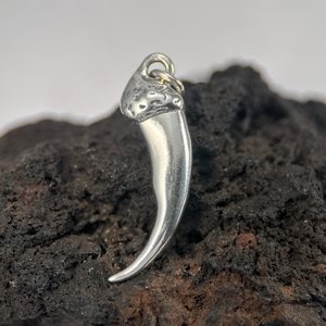 WOLF CLAW, pendant, sterling silver
