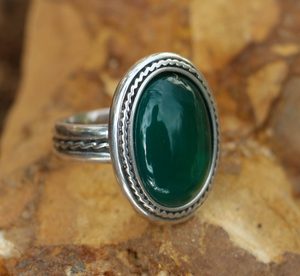 ANTICA, SILVER RING AND AGATE - RINGS{% if kategorie.adresa_nazvy[0] != zbozi.kategorie.nazev %} - SILVER JEWELLERY{% endif %}