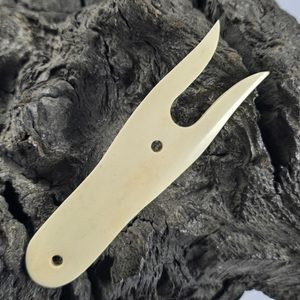 Lucet de corne de vache