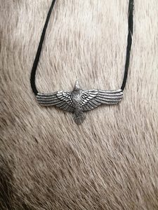 FLYING CROW - RAVEN, ZINC PENDANT - VIKING PENDANTS{% if kategorie.adresa_nazvy[0] != zbozi.kategorie.nazev %} - JEWELLERY - BRONZE, ZINC{% endif %}