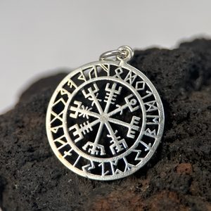 VEGVISIR, Icelandic Rune small Pendant, silver