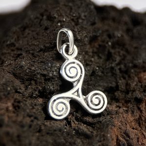 CELTIC TRISKEL - small silver pendant