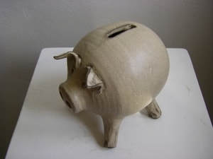 PIG CERAMIC MONEY BOX - TRADITIONAL CZECH CERAMICS{% if kategorie.adresa_nazvy[0] != zbozi.kategorie.nazev %} - CERAMICS, GLASS{% endif %}