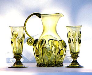 BOHEMIA, GREEN GLASS SET, 2 + 1 - REPLIKEN HISTORISCHER GLAS{% if kategorie.adresa_nazvy[0] != zbozi.kategorie.nazev %} - KERAMIK{% endif %}