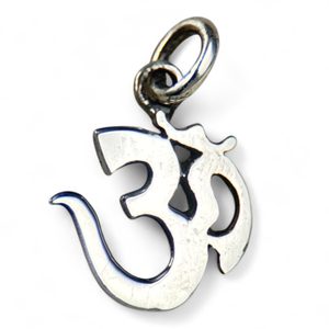 OM - small silver pendant Ag 925