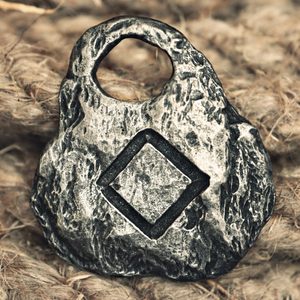 INGWAZ, RUNE, PENDENTIF - RUNE{% if kategorie.adresa_nazvy[0] != zbozi.kategorie.nazev %} - BIJOUTERIE{% endif %}