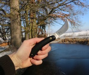 CURVED BLADE FOLDING KNIFE, MIKOV - SWISS ARMY KNIVES{% if kategorie.adresa_nazvy[0] != zbozi.kategorie.nazev %} - WEAPONS - SWORDS, AXES, KNIVES{% endif %}