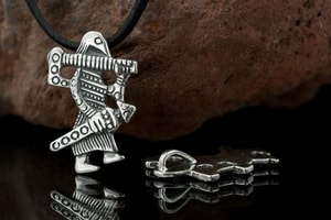 GUERRIER VIKING, KLAHAMMAR, RÉPLIQUE, PENDENTIF EN ARGENT - PENDENTIFS{% if kategorie.adresa_nazvy[0] != zbozi.kategorie.nazev %} - BIJOUX EN ARGENT{% endif %}