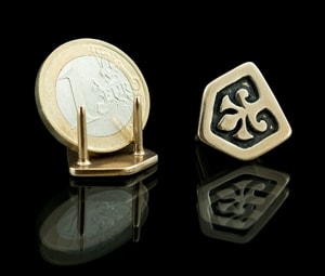 BRONZE BELT STUD, Russia