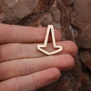 MJÖLLNIR Moderna, bronze pendant