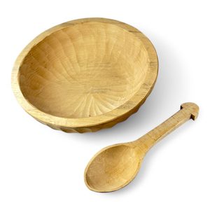 Mittelalterliches Essbesteck, geschnitzte Schale und Löffel