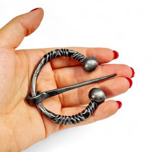 Boucle de cape forgée, luxe