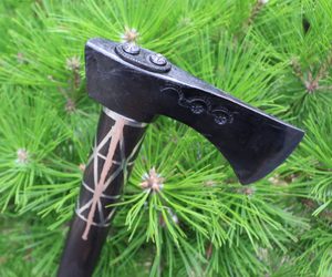 VALAŠKA / TOMAHAWK FOLDING CARPATHIAN AXE - AXES, POLEWEAPONS{% if kategorie.adresa_nazvy[0] != zbozi.kategorie.nazev %} - WEAPONS - SWORDS, AXES, KNIVES{% endif %}