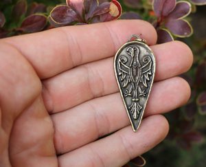 EAGLE ON ALMOND SHIELD, ZINC OLD BRASS - MIDDLE AGES, OTHER PENDANTS{% if kategorie.adresa_nazvy[0] != zbozi.kategorie.nazev %} - JEWELLERY - BRONZE, ZINC{% endif %}