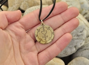 CABBALISTIC PENTACLE OF A QUEEN