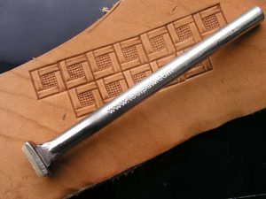 Quadratic Border, matoir à cuir, Matoir 3D