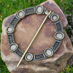 NORICA, LARGE MEDIEVAL CLOAK BROOCH - BROOCHES, JEWELS, FIBULAE{% if kategorie.adresa_nazvy[0] != zbozi.kategorie.nazev %} - SMITHY WORKS, COINS{% endif %}